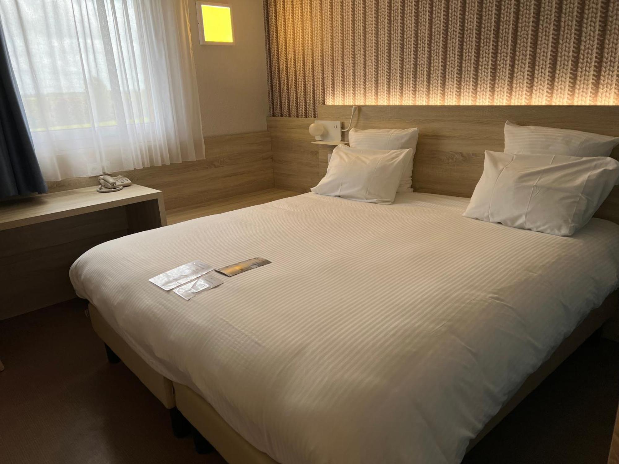 Brit Hotel Landivisiau Eksteriør bilde