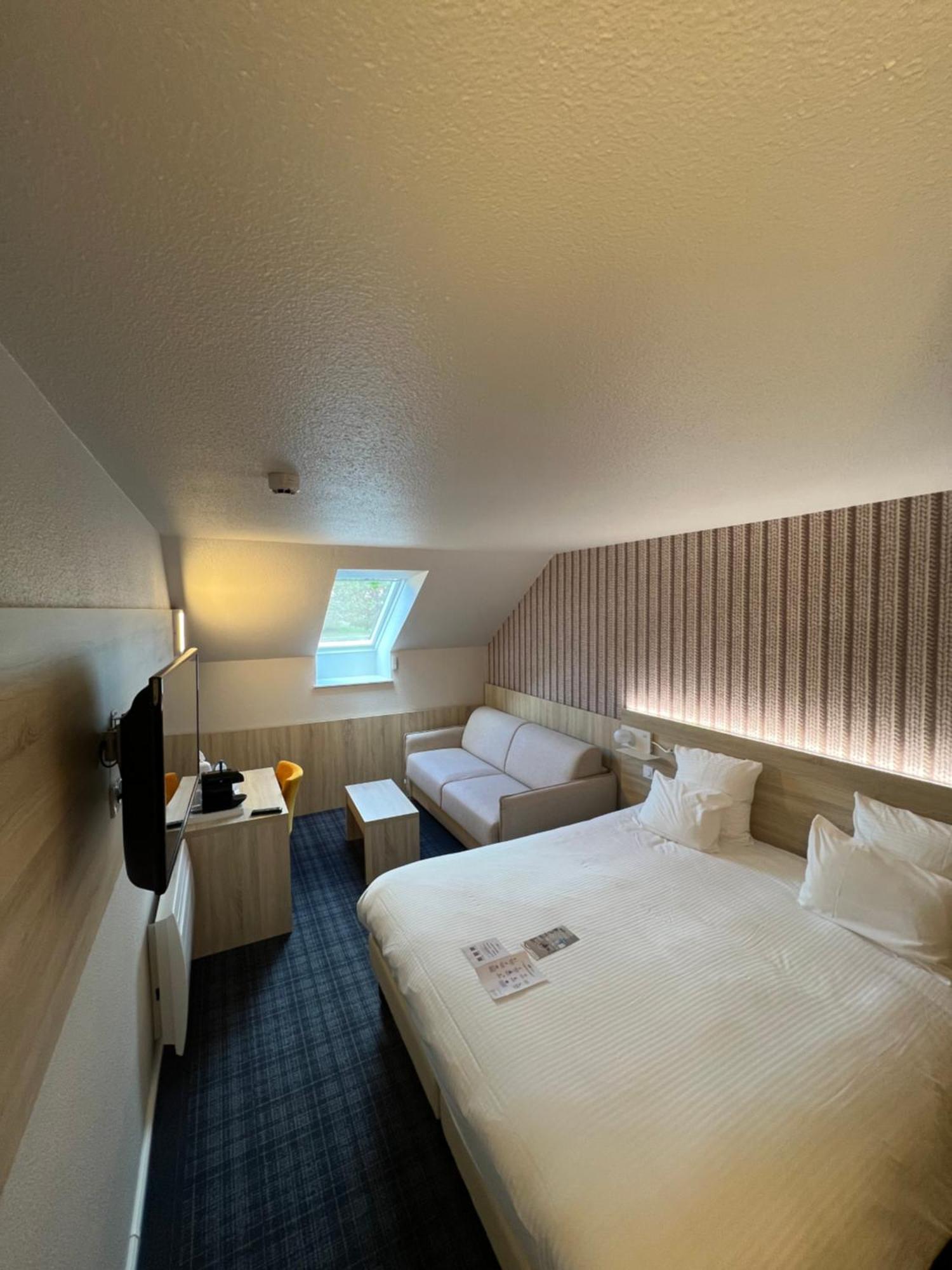 Brit Hotel Landivisiau Eksteriør bilde