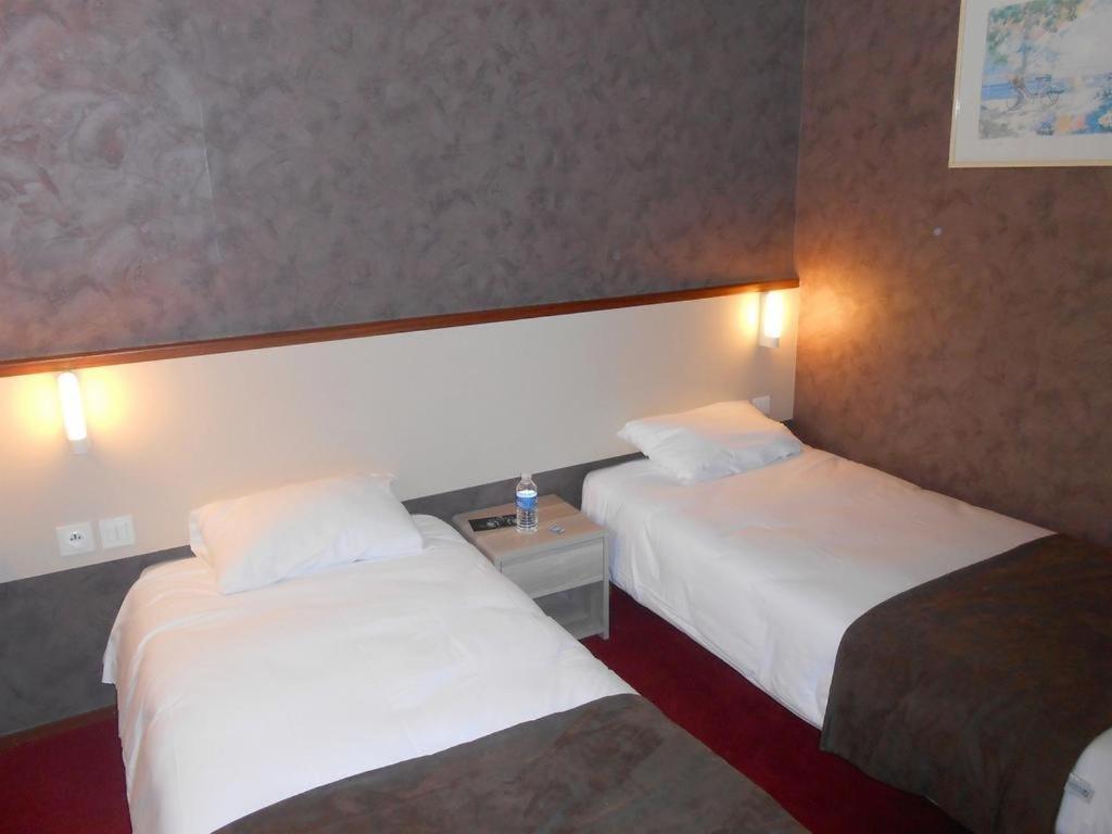 Brit Hotel Landivisiau Eksteriør bilde